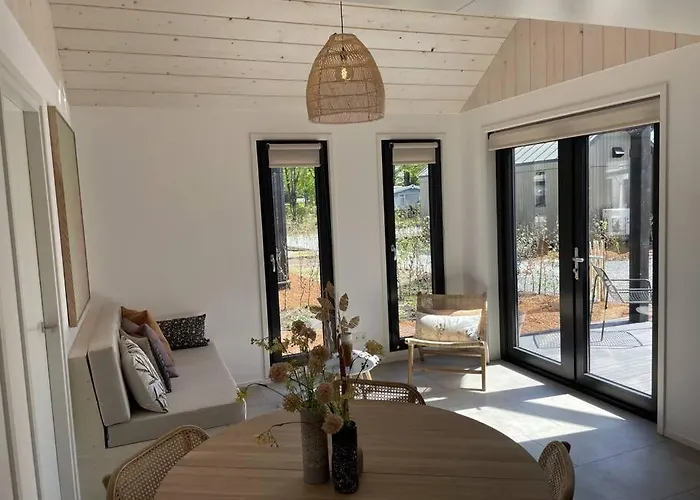 Woud Tiny House Dom wakacyjny *